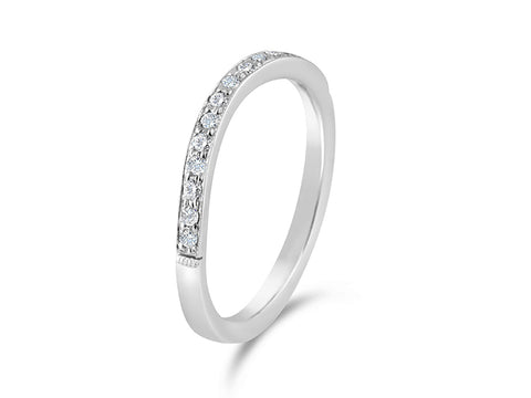 Three-Stone Round Brilliant Diamond Engagement Ring